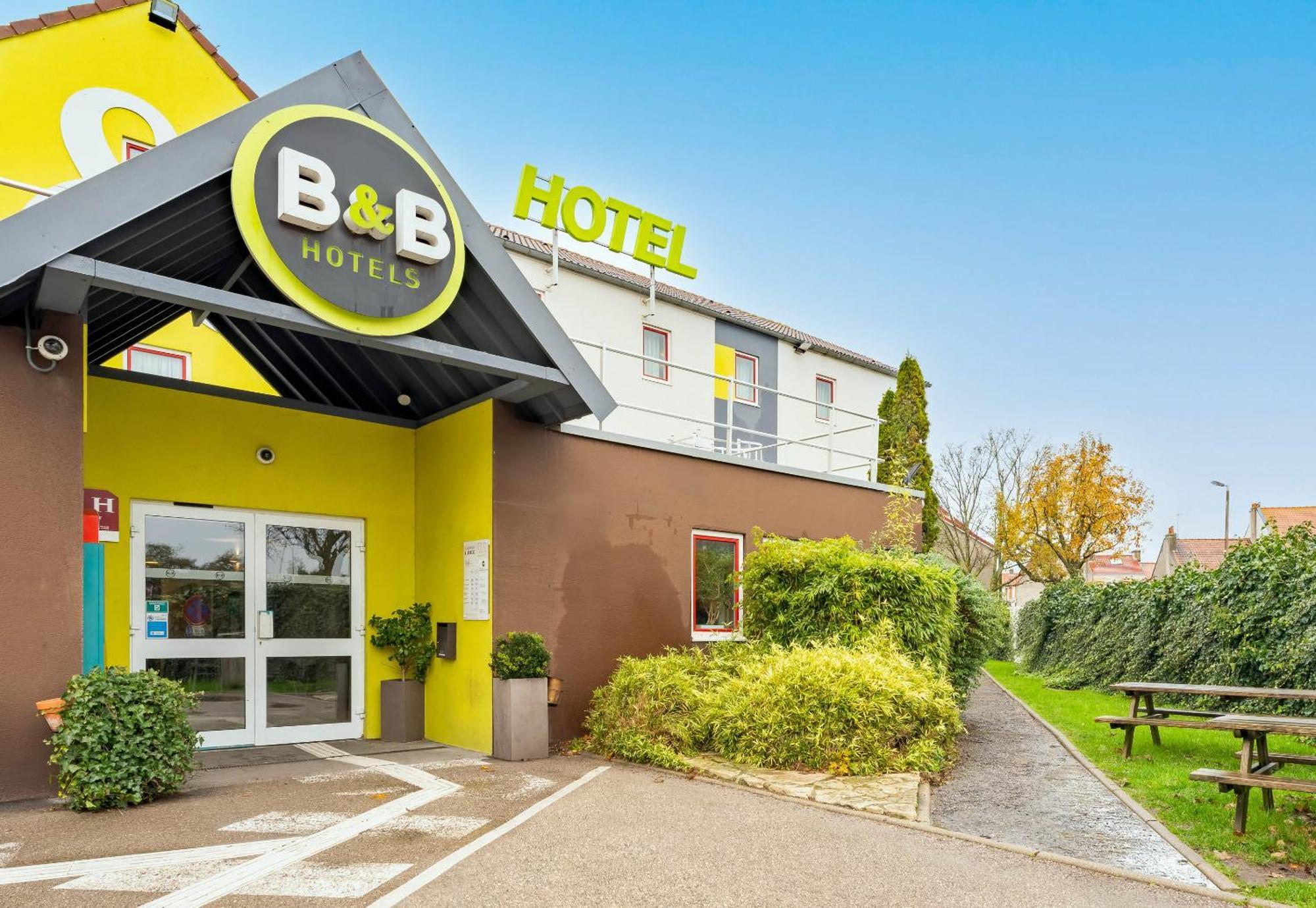 B&B Hotel Calais Centre St Pierre Exterior foto